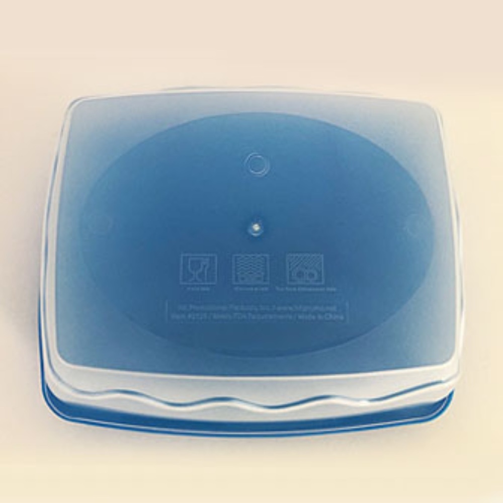 Food Storage Container With Lid - Picture 5 of 7